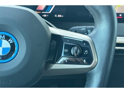 2025 BMW iX xDrive50