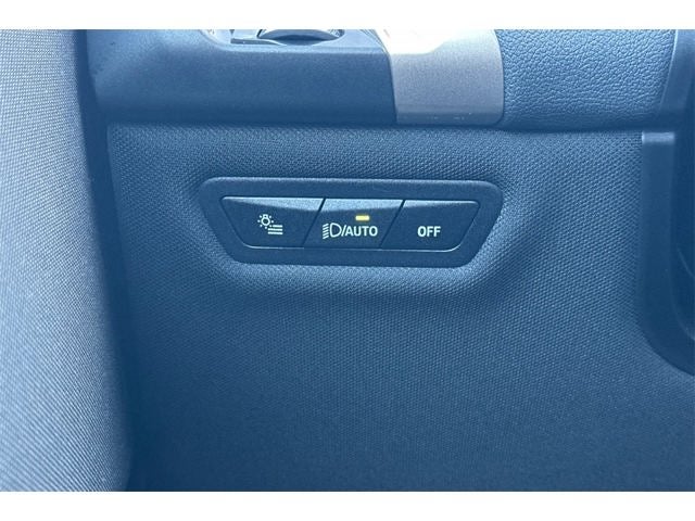 2025 BMW iX xDrive50