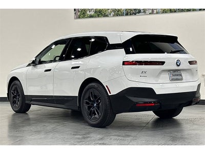 2025 BMW iX xDrive50