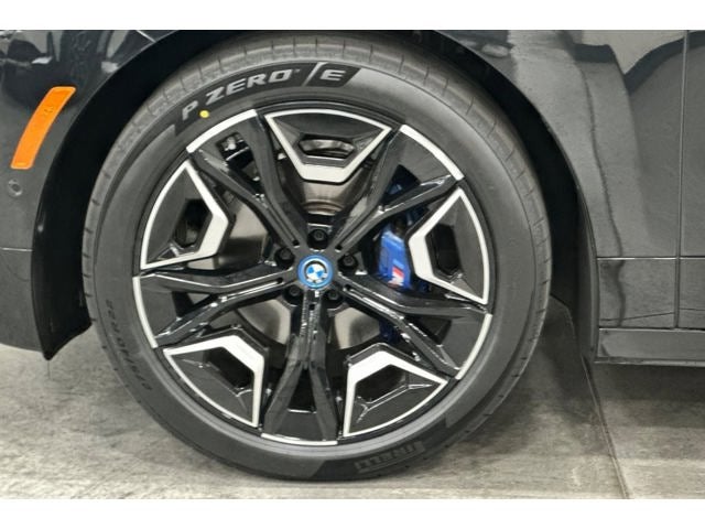 2023 BMW iX M60