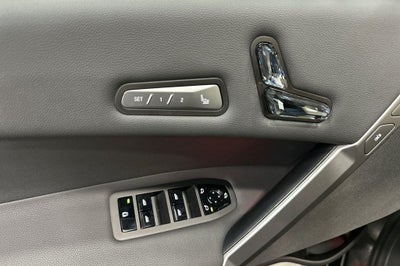 2025 BMW iX M60