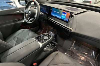 2025 BMW iX M60