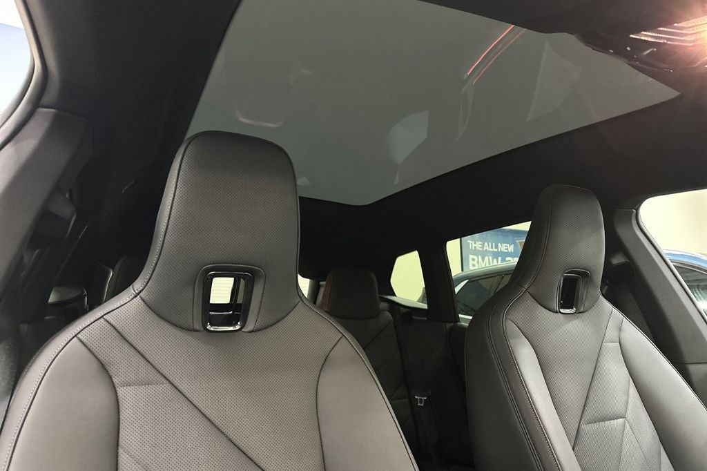 2025 BMW iX M60