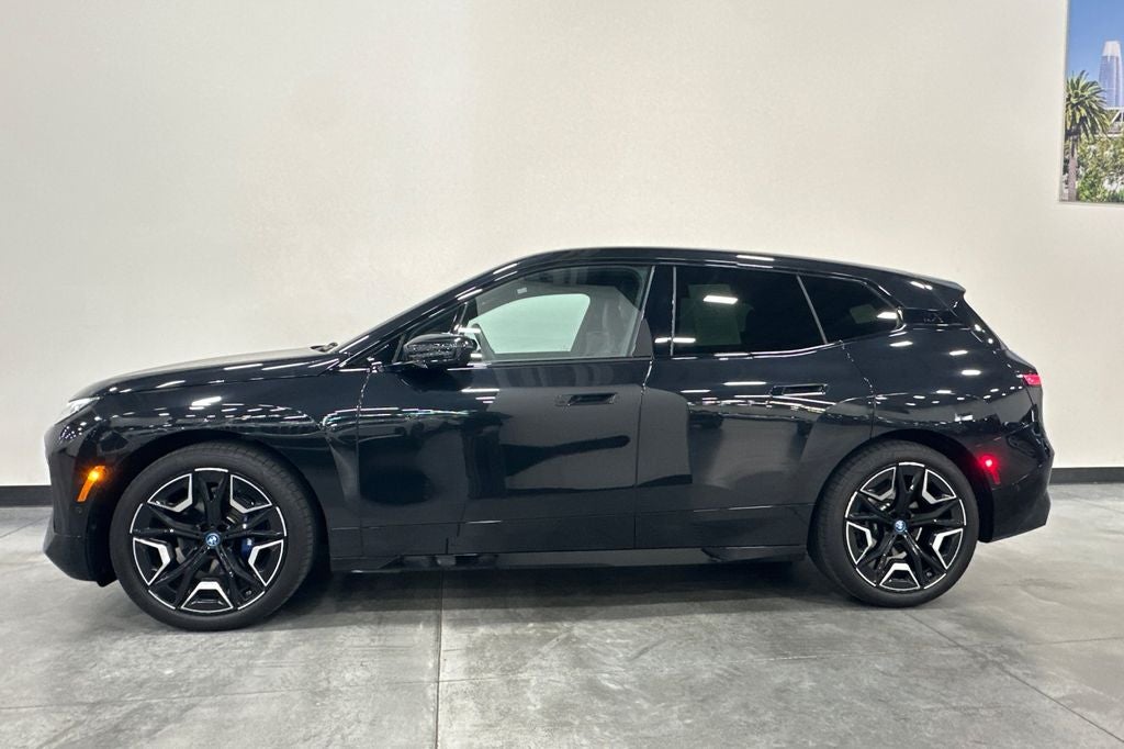 2025 BMW iX M60