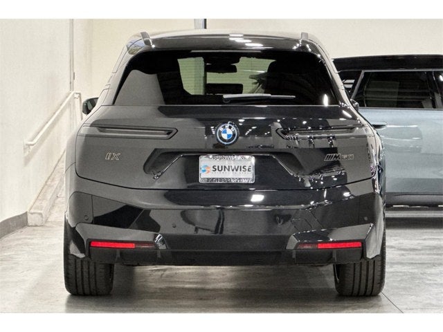 2025 BMW iX M60