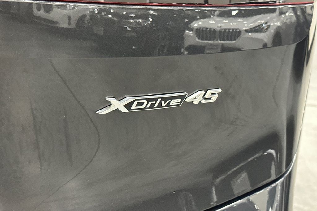 2026 BMW iX xDrive45