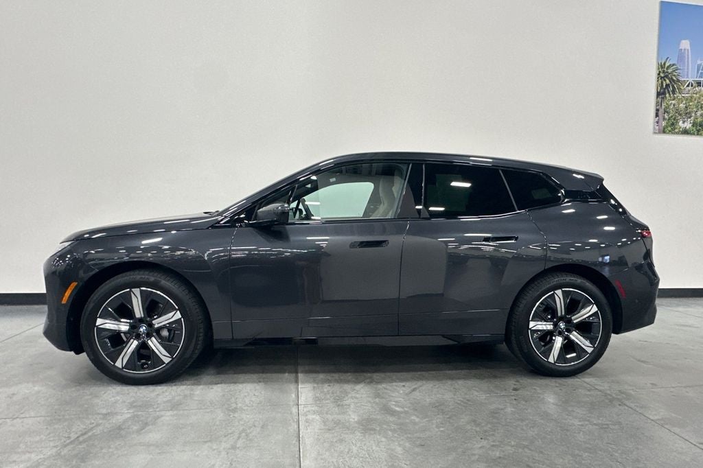2026 BMW iX xDrive45