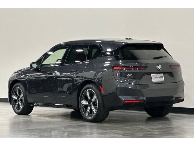 2026 BMW iX xDrive45