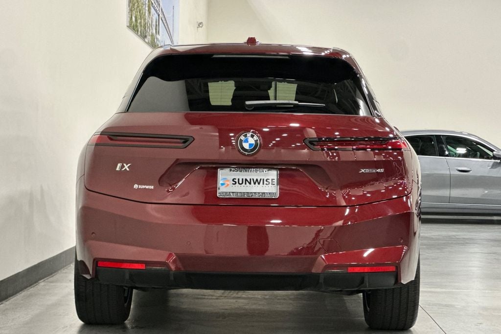 2026 BMW iX xDrive45