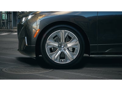 2026 BMW iX xDrive45