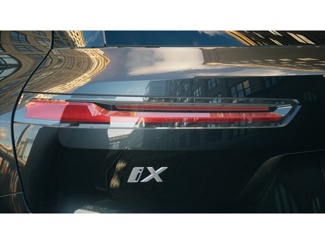 2026 BMW iX xDrive45