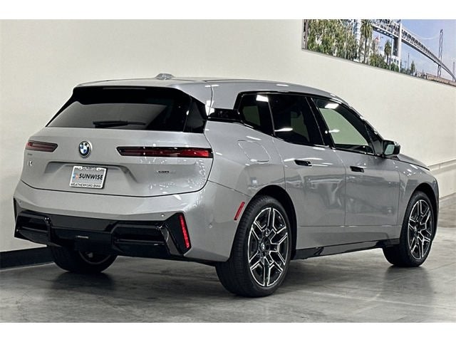 2026 BMW iX xDrive45