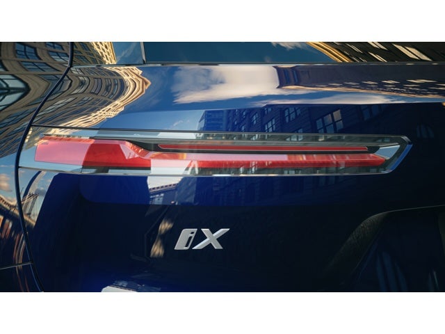 2026 BMW iX xDrive45