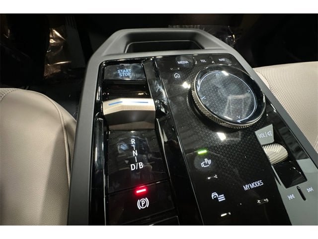 2026 BMW iX xDrive45