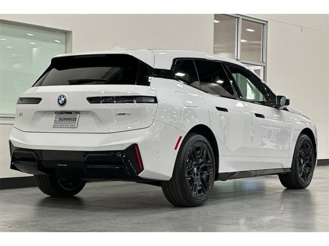 2026 BMW iX xDrive45