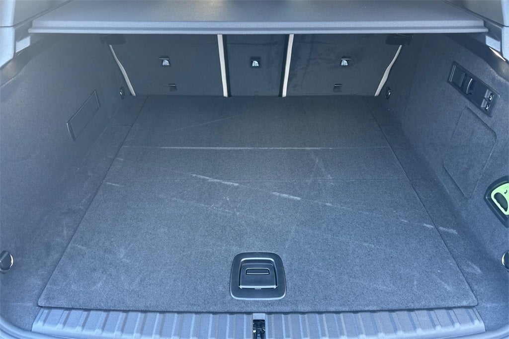 2026 BMW iX xDrive60