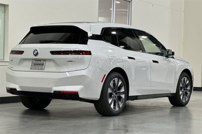 2026 BMW iX xDrive60