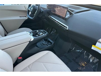 2026 BMW iX xDrive60