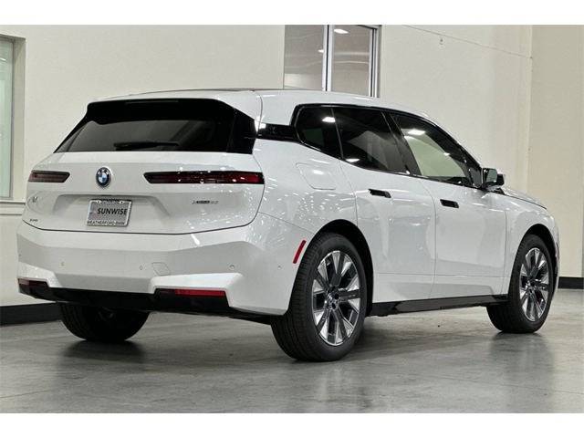 2026 BMW iX xDrive60