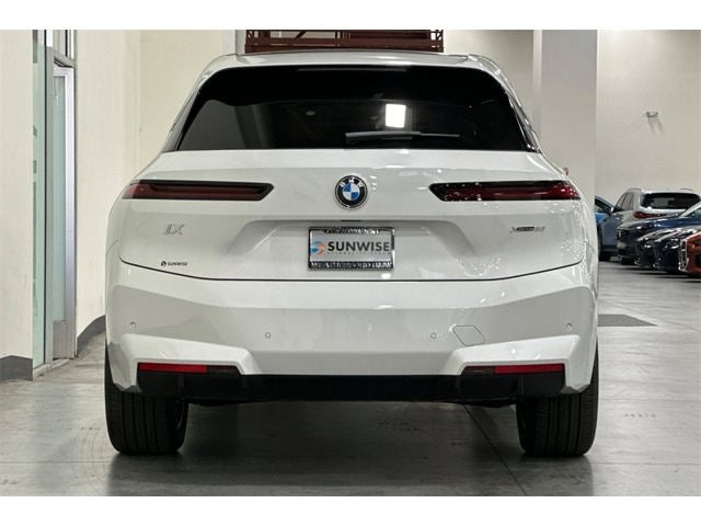 2026 BMW iX xDrive60