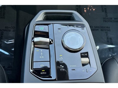 2026 BMW iX xDrive60