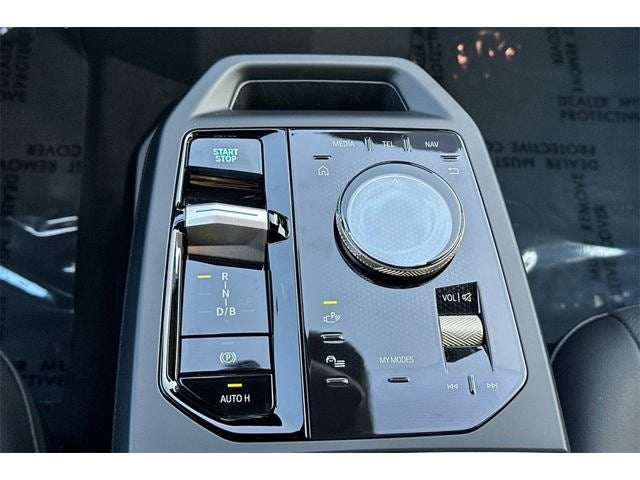 2026 BMW iX xDrive60