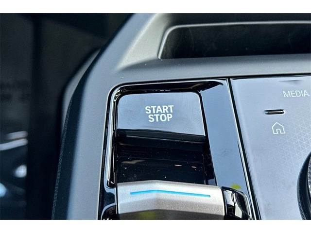 2026 BMW iX xDrive60