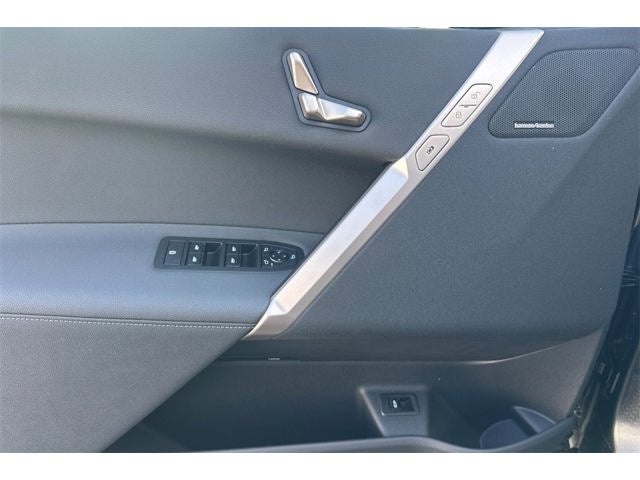 2026 BMW iX xDrive60