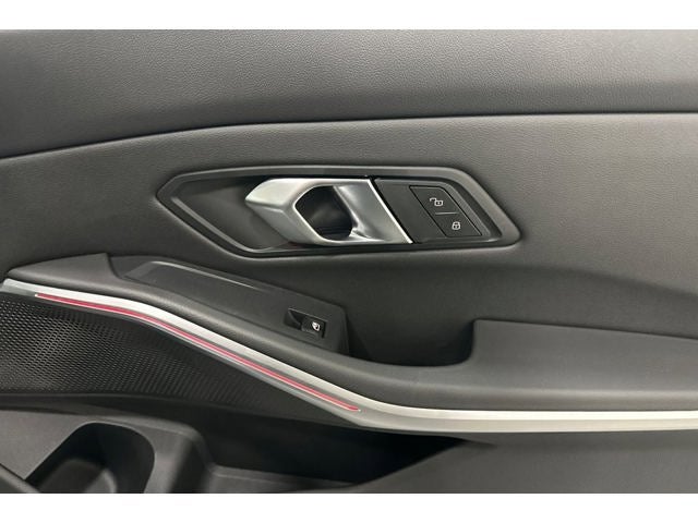 2025 BMW 3 Series 330i