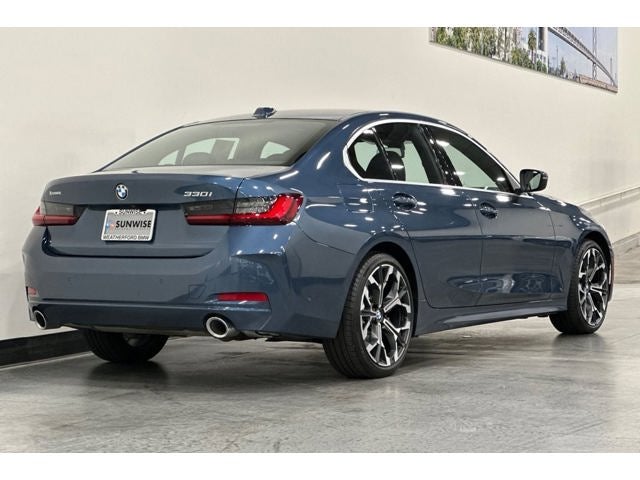 2025 BMW 3 Series 330i