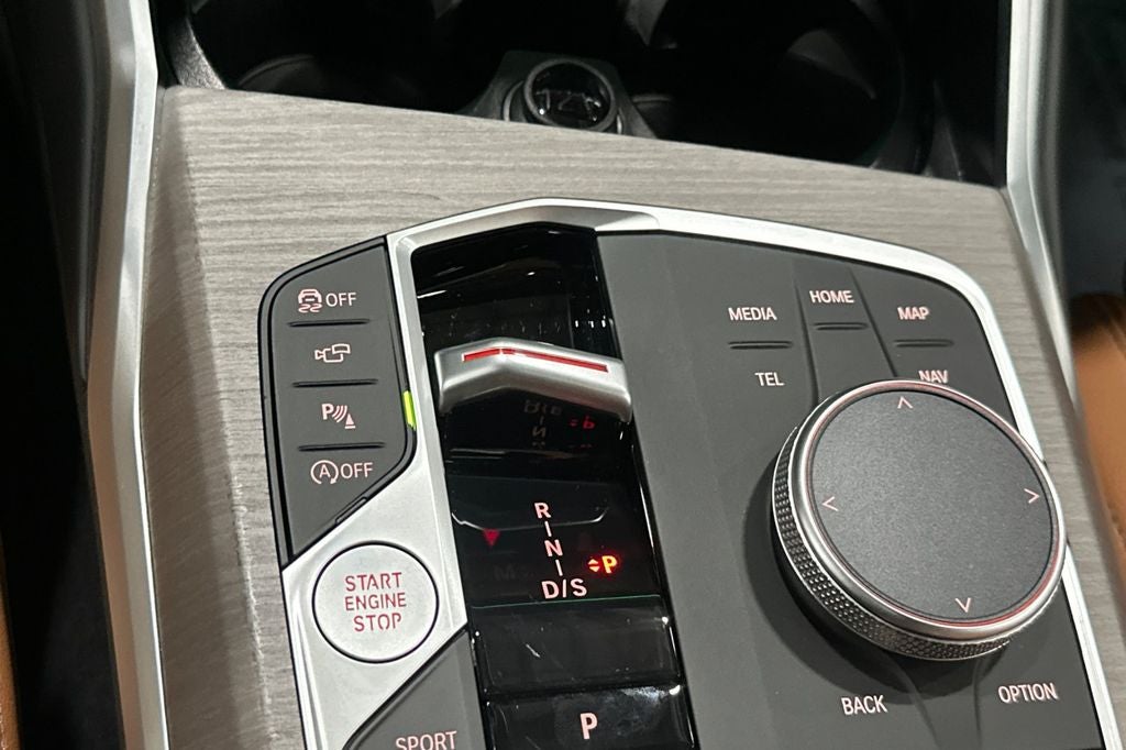 2025 BMW 3 Series 330i