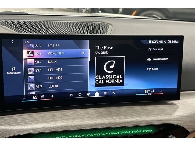 2025 BMW 3 Series 330i