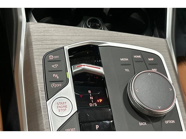 2025 BMW 3 Series 330i