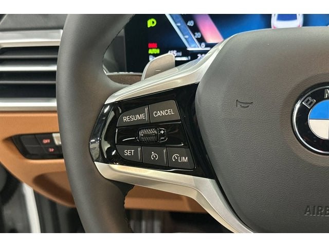 2025 BMW 3 Series 330i