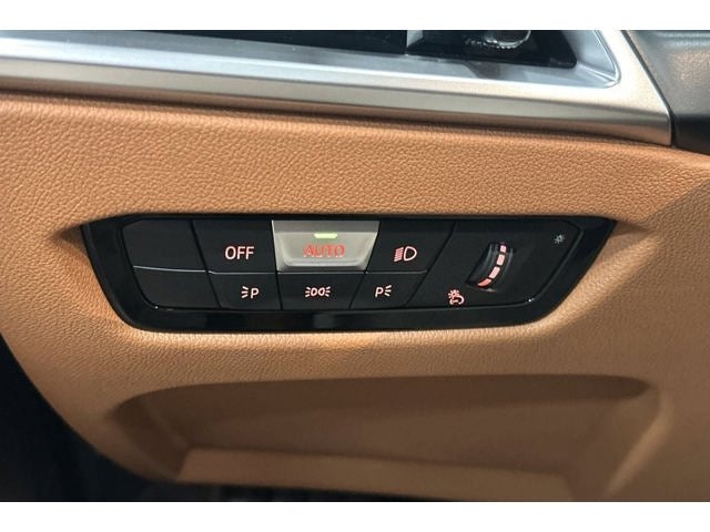 2025 BMW 3 Series 330i