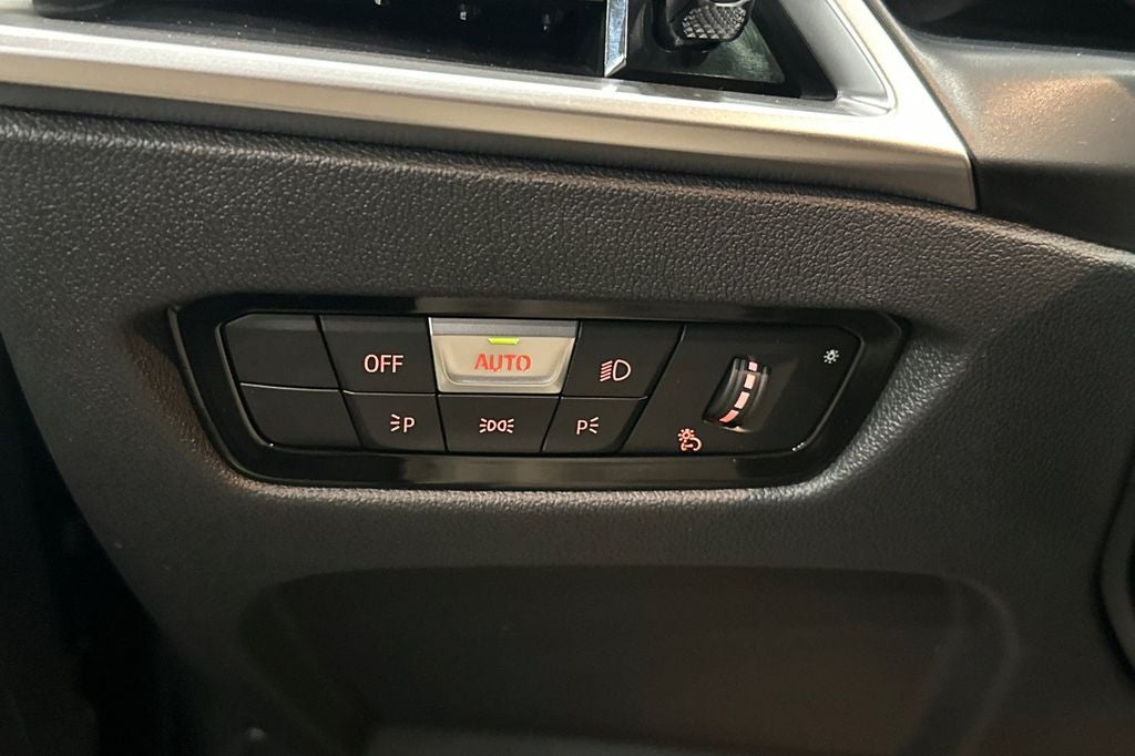 2026 BMW 3 Series 330i