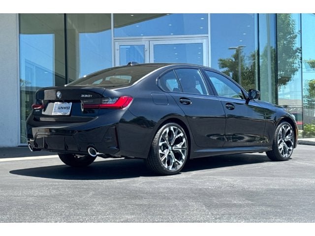 2026 BMW 3 Series 330i