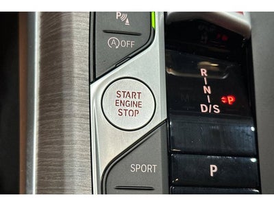 2025 BMW 3 Series 330i