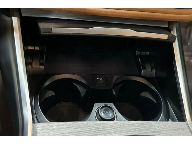 2025 BMW 3 Series 330i