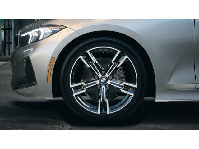 2026 BMW 3 Series 330i