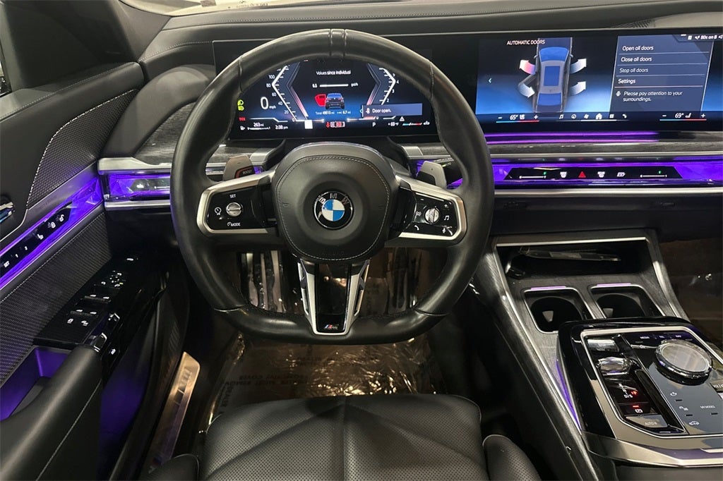 2023 BMW 7 Series 740i