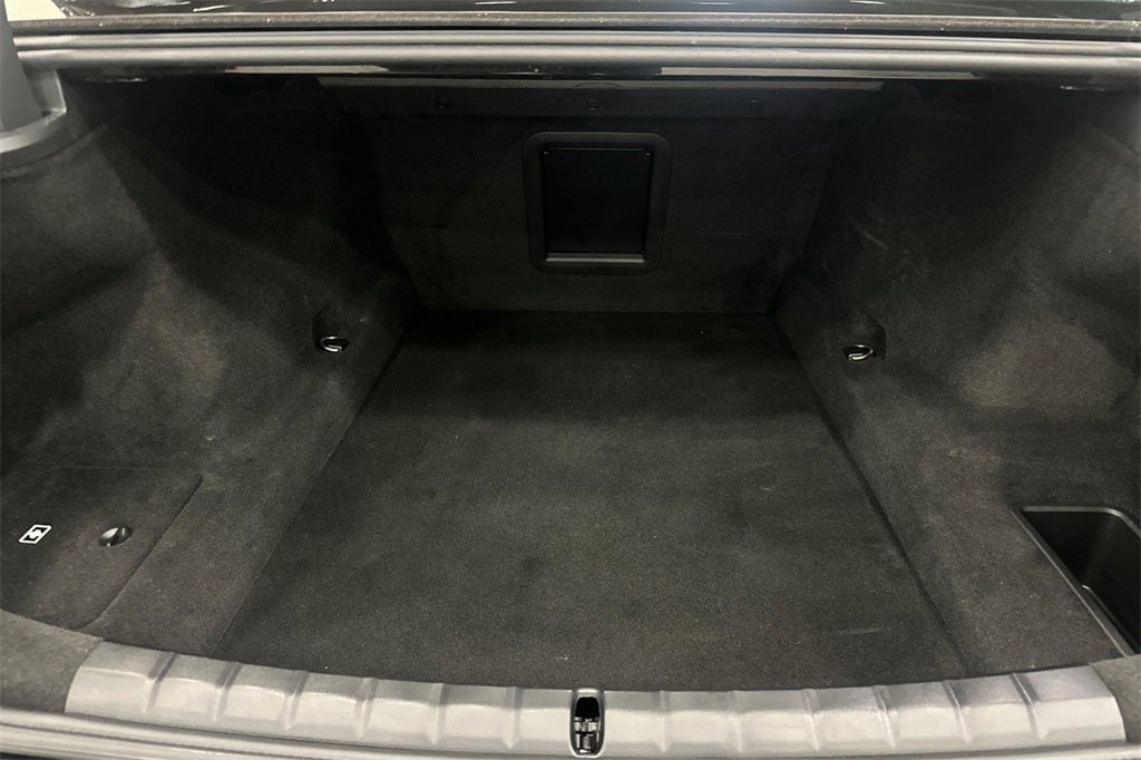 2023 BMW 7 Series 740i