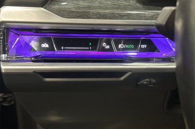 2023 BMW 7 Series 740i