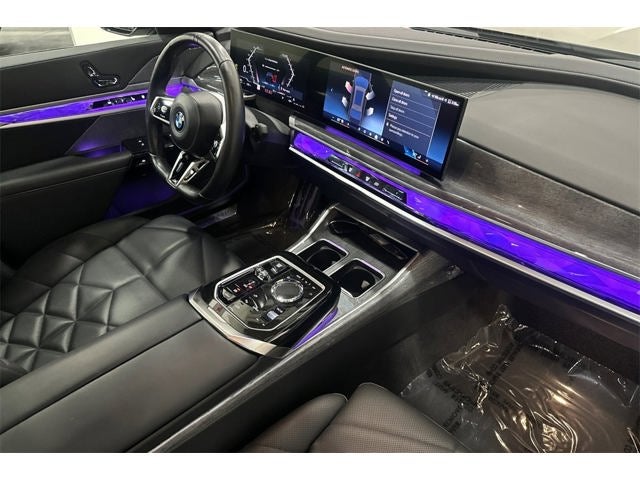 2023 BMW 7 Series 740i