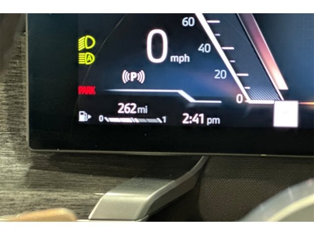 2023 BMW 7 Series 740i