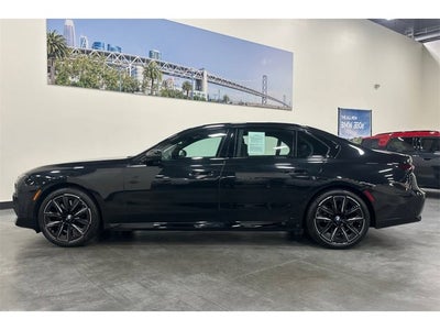 2023 BMW 7 Series 740i