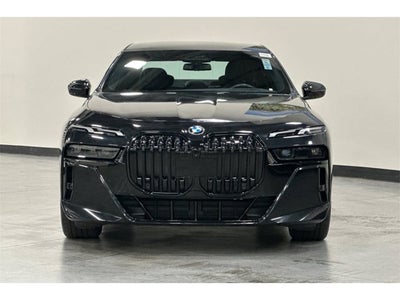 2023 BMW 7 Series 740i