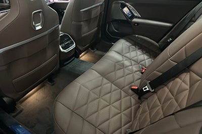 2026 BMW 7 Series 740i