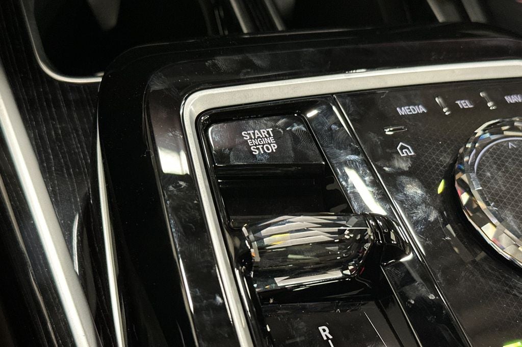 2026 BMW 7 Series 740i
