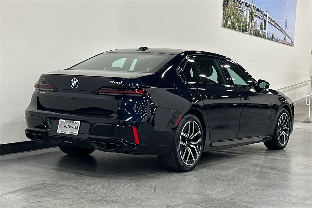 2023 BMW 7 Series 760i xDrive